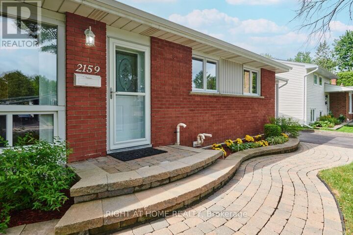 Property Photo: 2159 Monson Crescent ON K1J 6A7