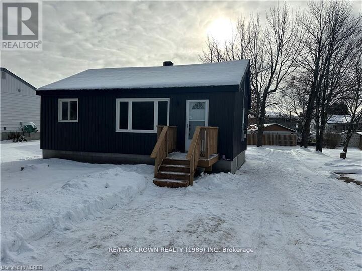 Property Photo: 479 Angus Avenue ON P1B 7L9