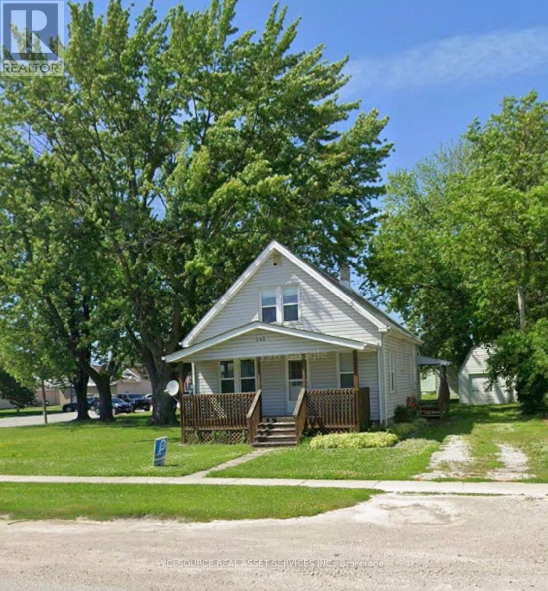 Property Photo:  543 St Charles Street  ON P6C 3L7 