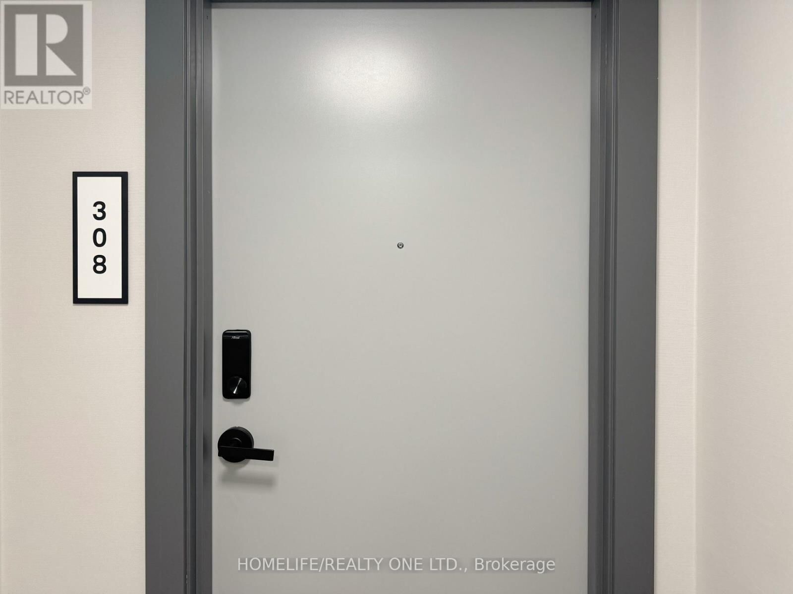Property Photo:  758 Dovercourt Road 308  ON M6H 0G7 