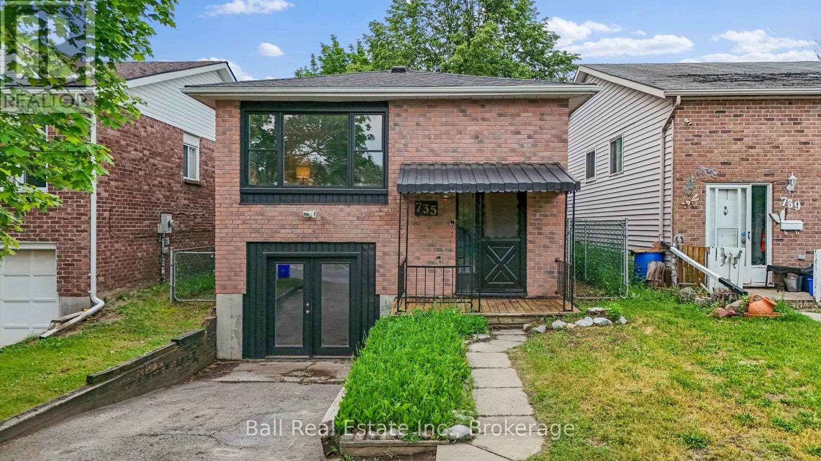 Property Photo: 735 Mountain Ash Road ON K9J 8K1