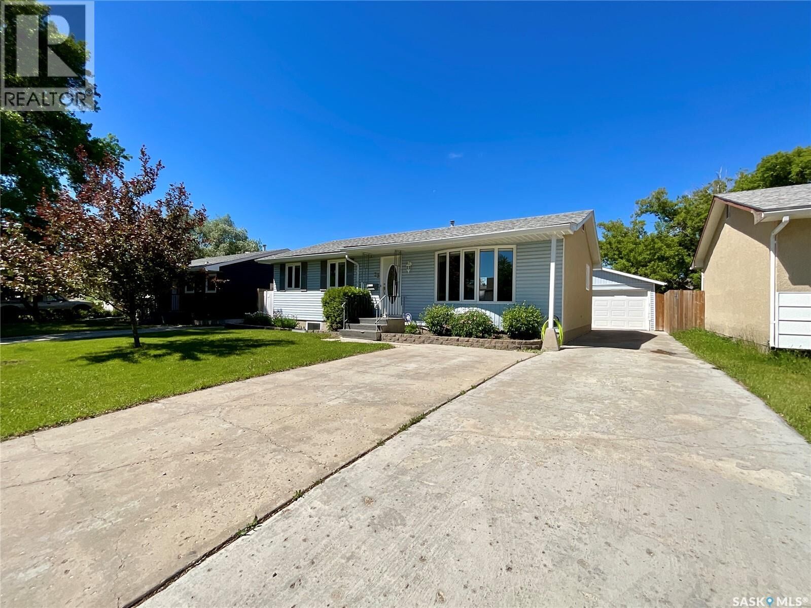 Property Photo:  39 Stice Crescent  SK S4N 4P9 