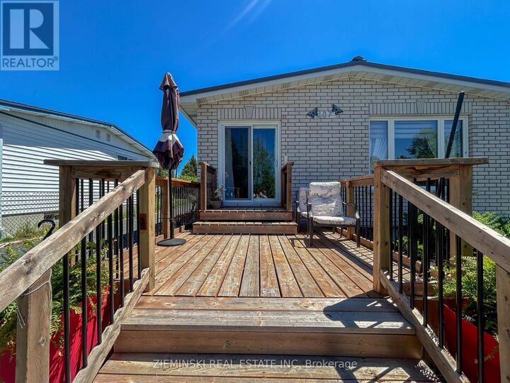 Property Photo:  107 New Circle Place  ON P0K 1E0 