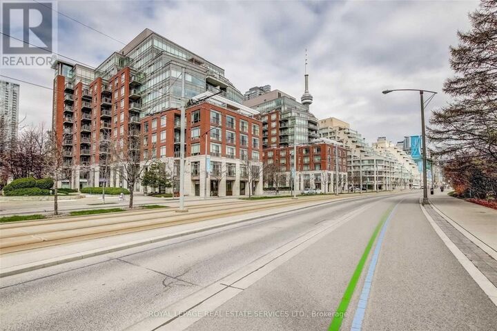 Property Photo:  550 Queens Quay 709  ON M5V 3M8 