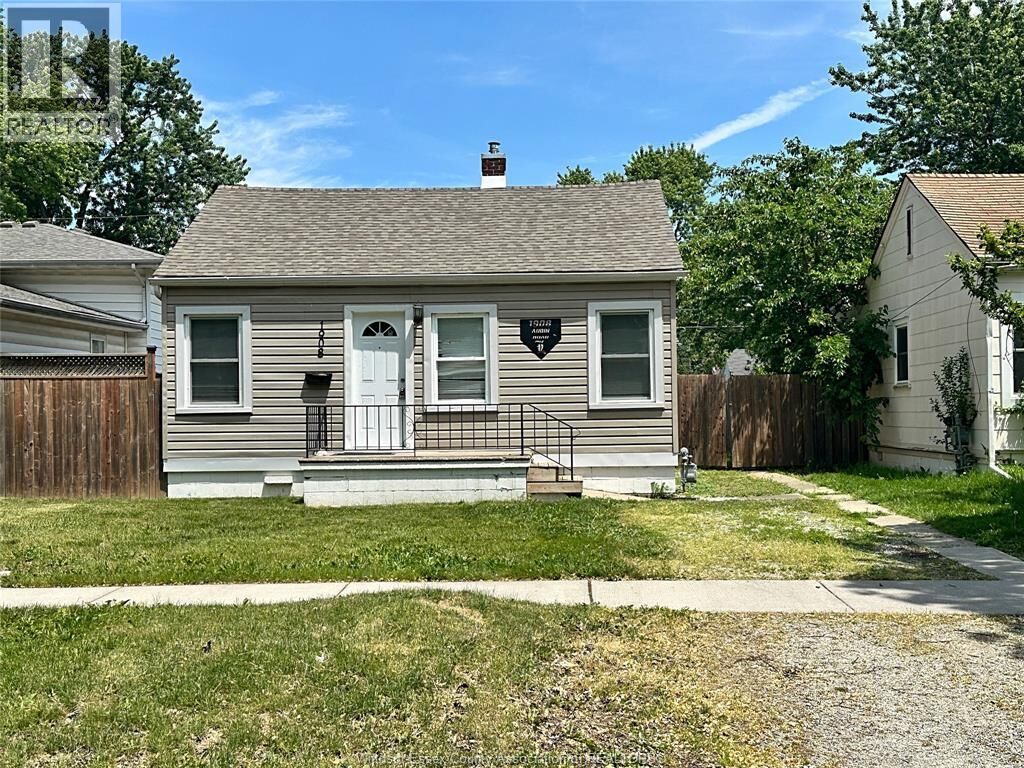 Property Photo:  1908 Aubin Road  ON N8W 4L3 