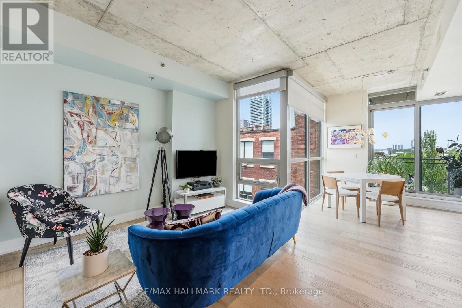 Property Photo:  630 Queen Street East 602  ON M4M 1G3 