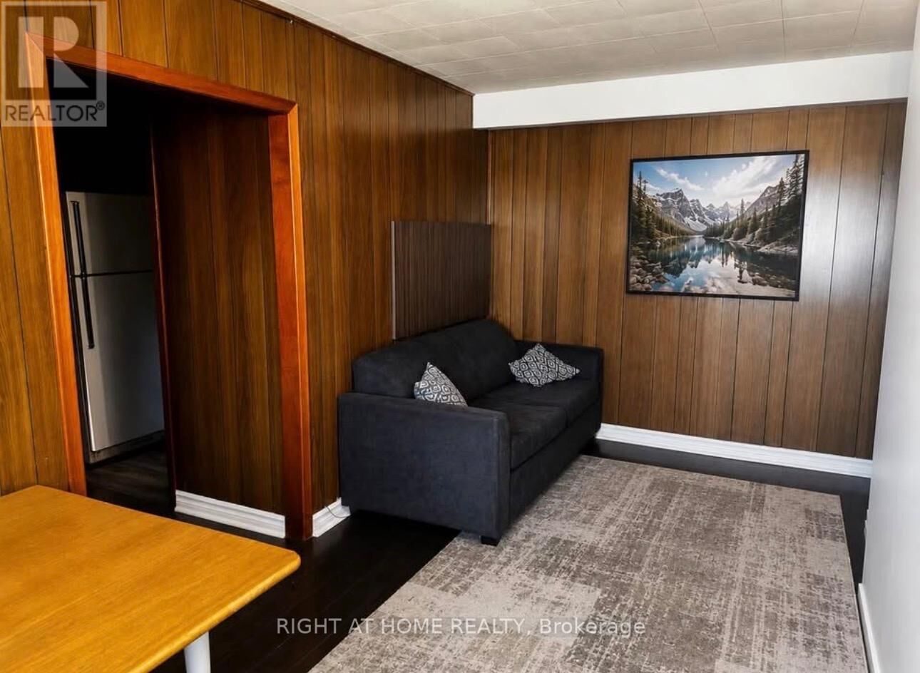 Property Photo:  2 Bradford Street  ON L9N 1L7 