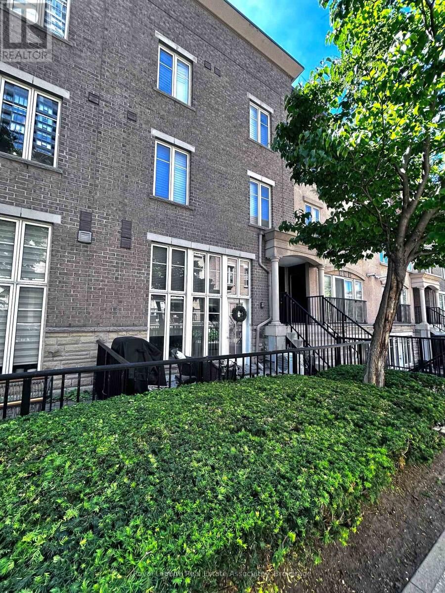 Property Photo: 30 Western Battery Road 311 ON M6K 3N9