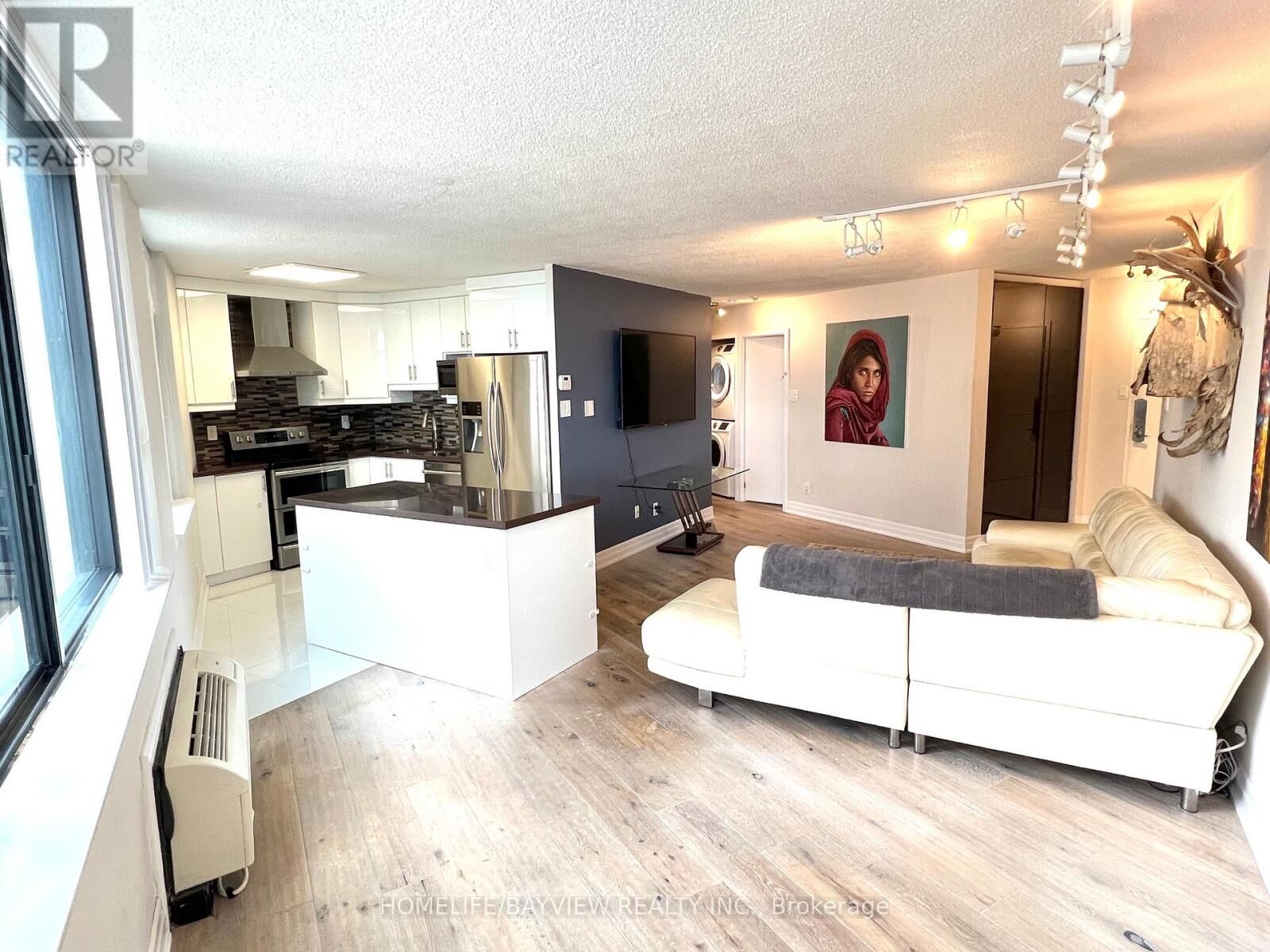 Property Photo:  250 Queens Quay West 1705  ON M5J 2N2 