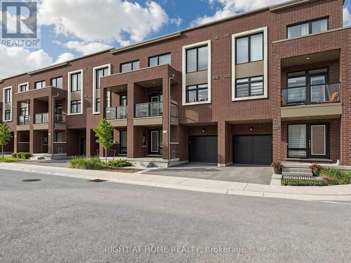 Property Photo:  23 Moneypenny Place  ON L4J 0K9 