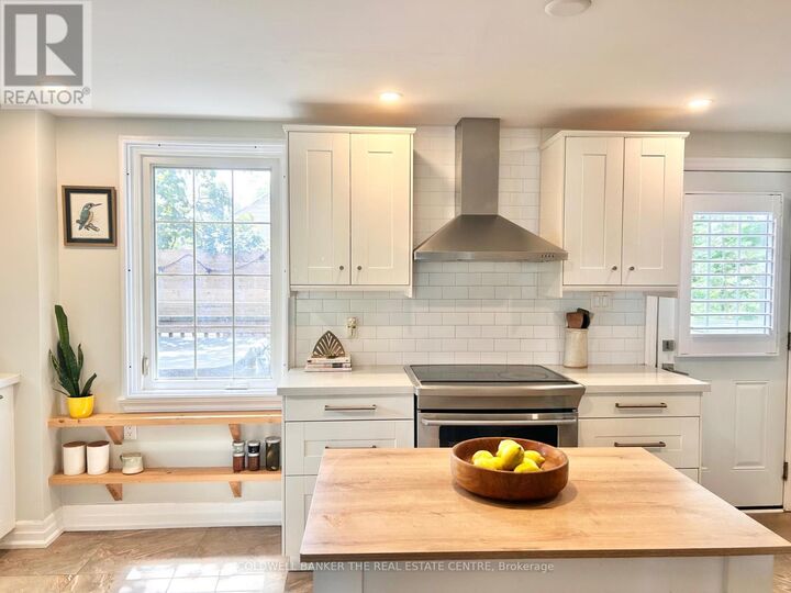 Property Photo: 35 Grove Street East ON L4M 2N8