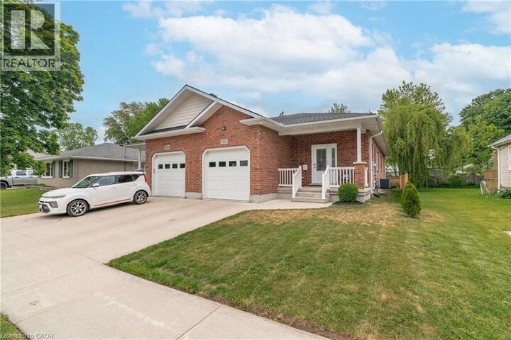 Property Photo:  155 South Street  ON N7A 3L9 