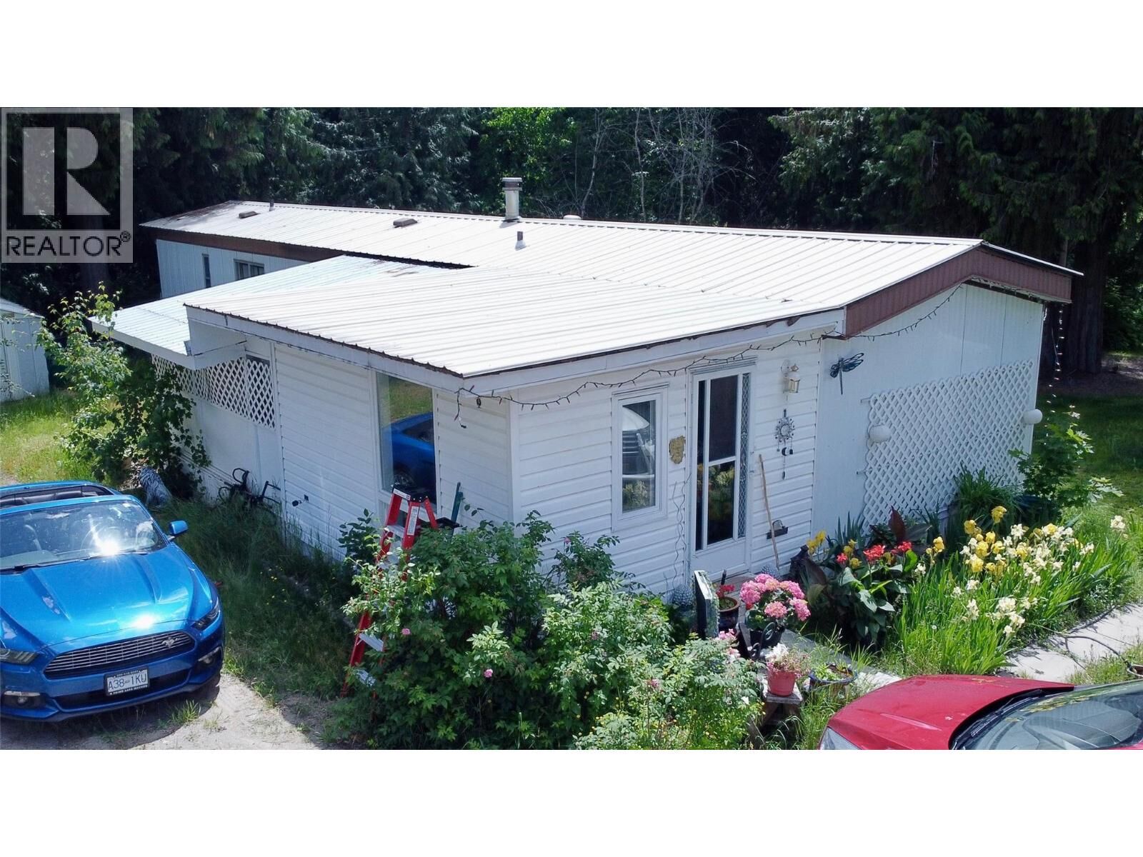Property Photo: 1930 Setterland Road Road 1 BC V0H 1E3
