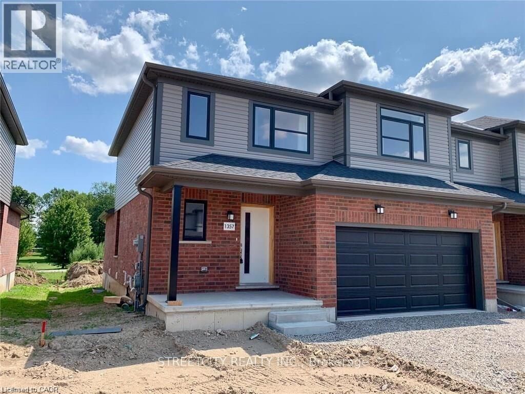 Property Photo:  1357 Michael Circle  ON N5V 0B8 
