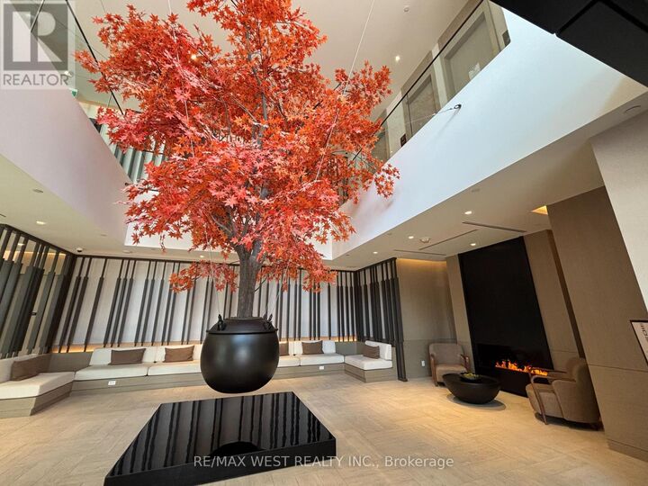 Property Photo:  4015 The Exchange 5805 Lph  ON L5B 0N9 
