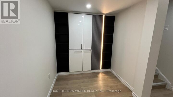 Property Photo:  7 Chouinard Way Basement  ON L4G 0V9 