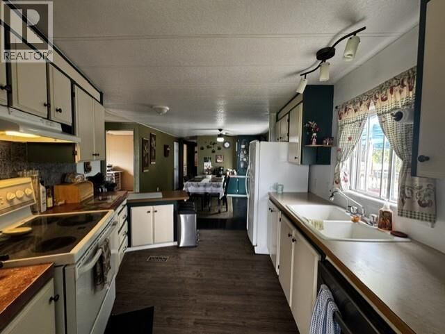 Property Photo: 10608 101 Street BC V0C 2K0