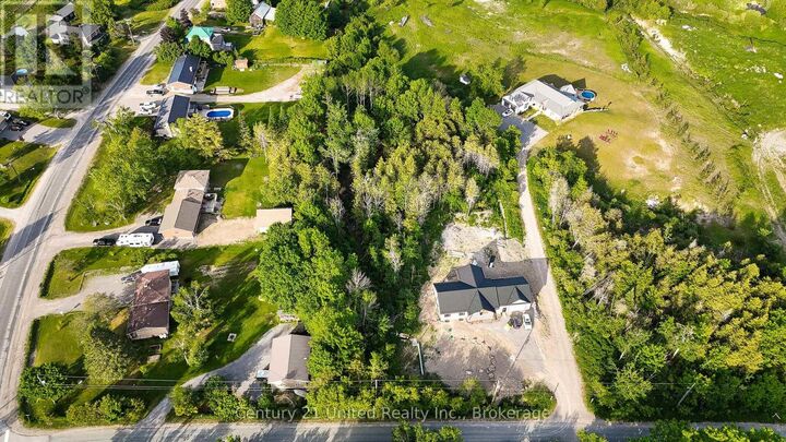 Property Photo: 833 Iron Woods Dr Part 3 ON K0L 3A0