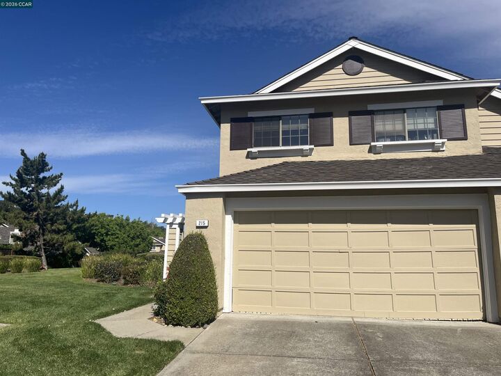 Property Photo: 215 Bridgeside Cir CA 94506