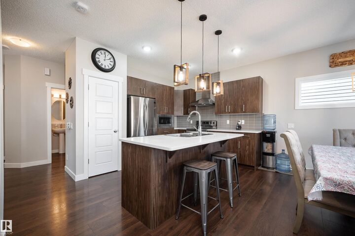 Property Photo:  3222 Chernowski Way SW  AB T6W 4G4 