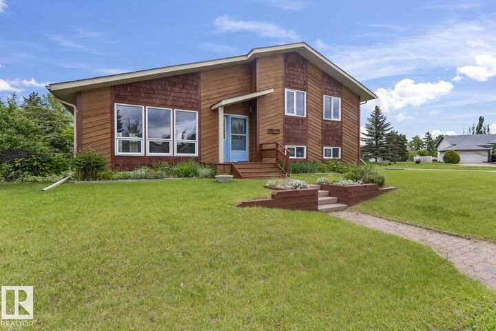 Property Photo: 4302 44 Street AB T9N 1W7