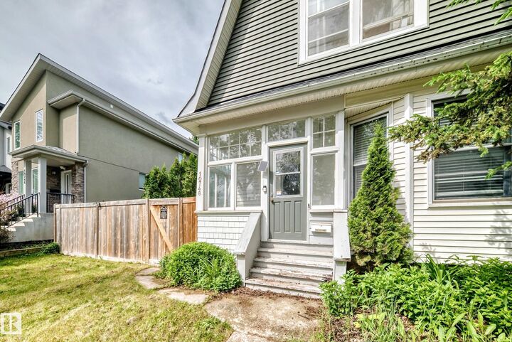 Property Photo:  10748 123 Street NW  AB T5M 0C4 