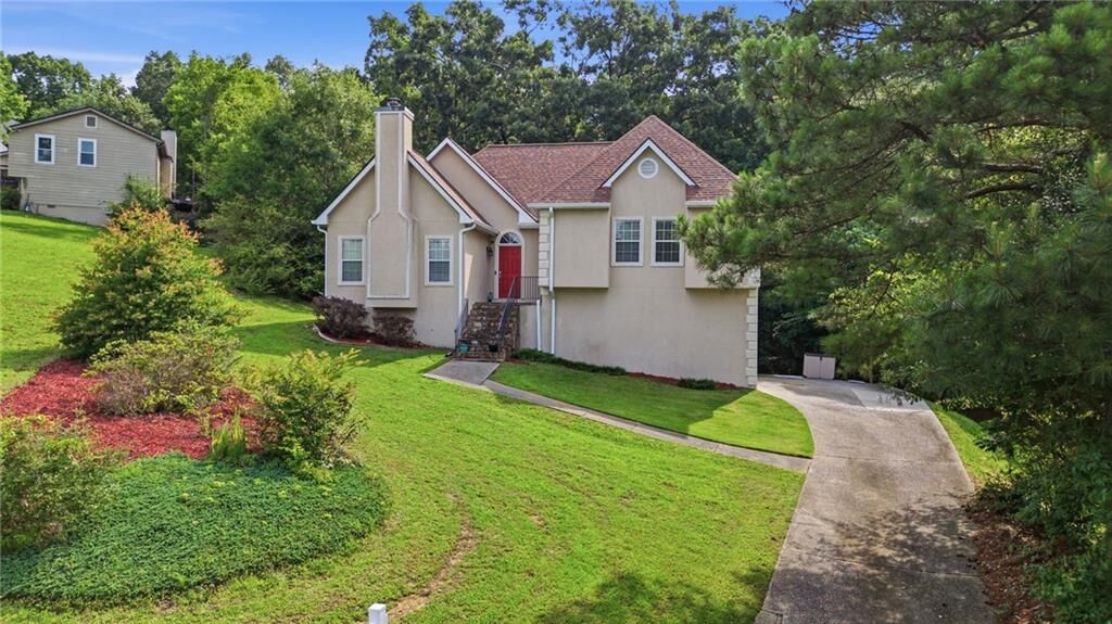 Property Photo: 5697 Glandor Drive SE GA 30126