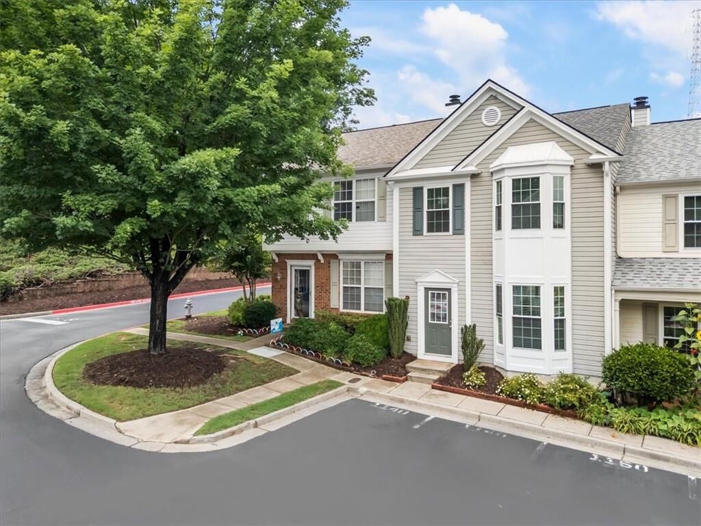 Property Photo: 1150 Kilmington Court GA 30009