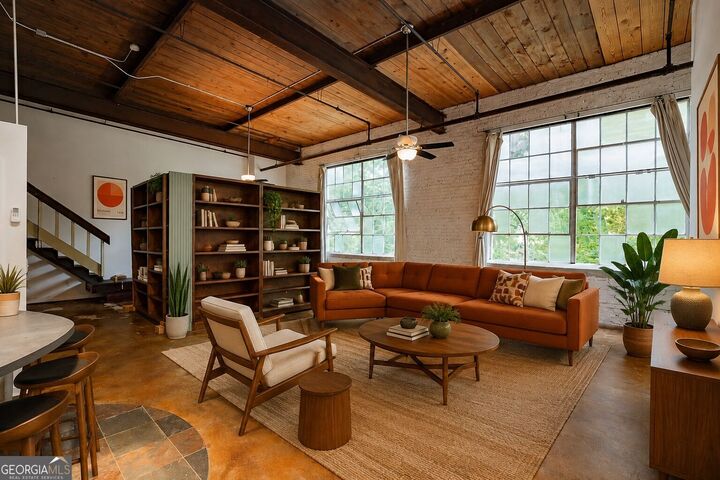 Property Photo: 585 White Circle 504 GA 30605