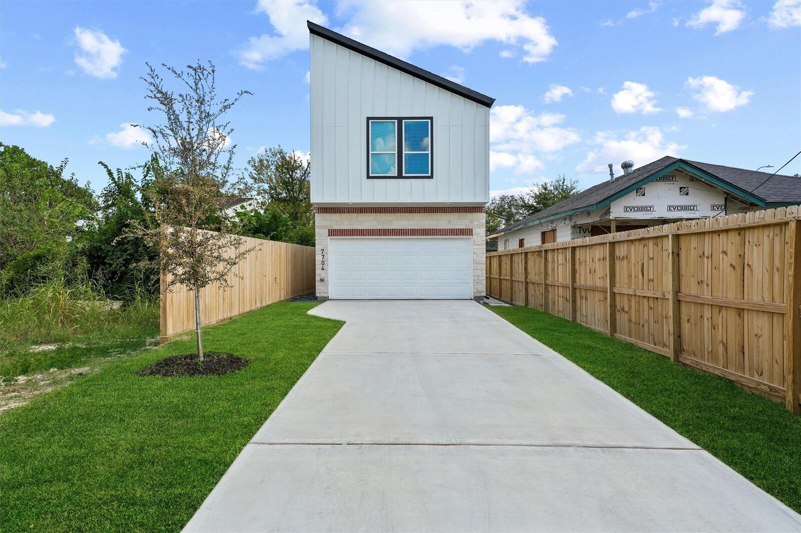Property Photo: 7704 Sealey Street TX 77088