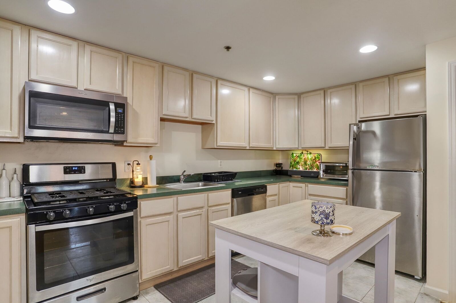 Property Photo:  217-219 Clinton St 7  NJ 07030 