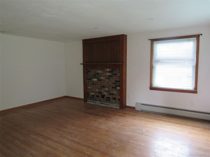 Property Photo:  6 Meadow Avenue  NY 10992 