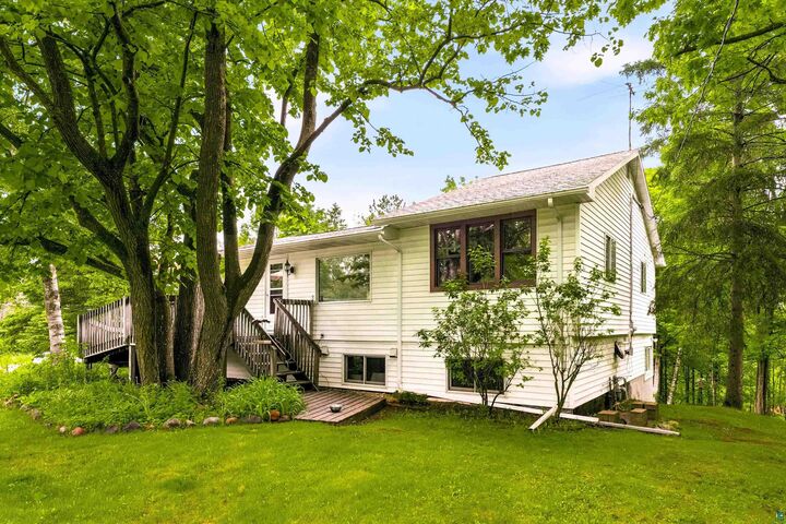 Property Photo:  5084 Woodland Ave  MN 55803 