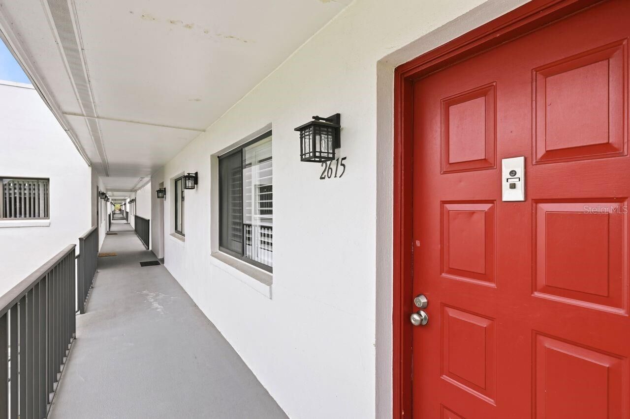 Property Photo: 2615 Oak Park Way 2615 FL 32822