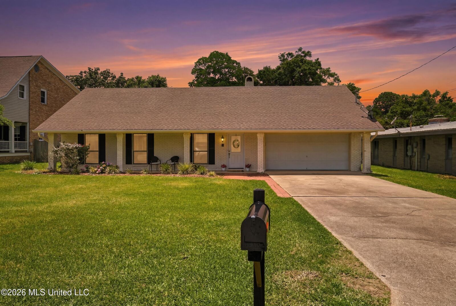 Property Photo:  319 Eastview Drive  MS 39531 