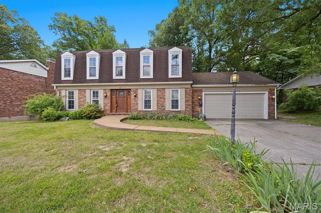 Property Photo:  120 Fox Creek Road  IL 62223 