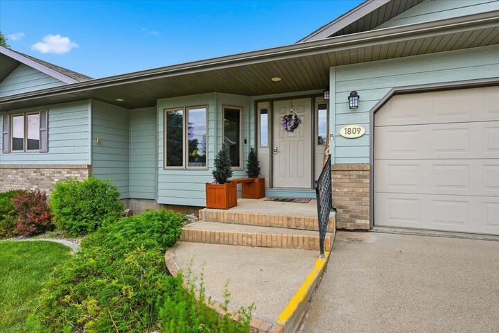 Property Photo:  1809 Buckboard Circle  SD 57783 