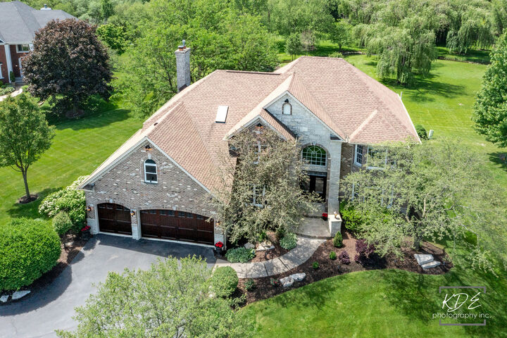 Property Photo:  4443 Esquire Circle  IL 60564 