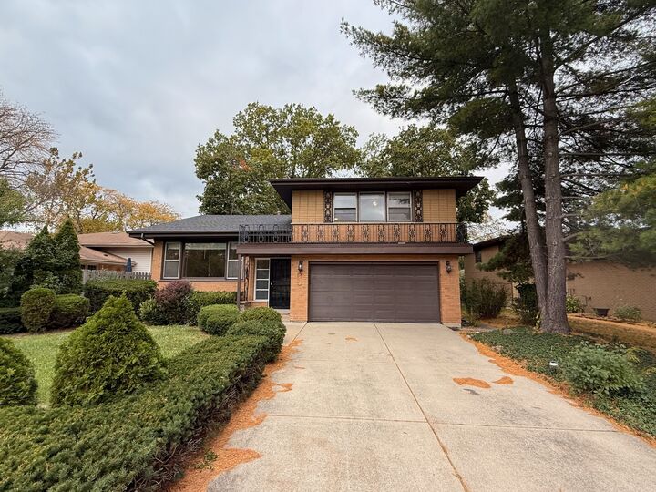 Property Photo:  1428 E Lyn Court  IL 60430 