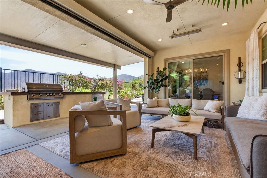 Property Photo:  11751 Ambling Way  CA 92883 