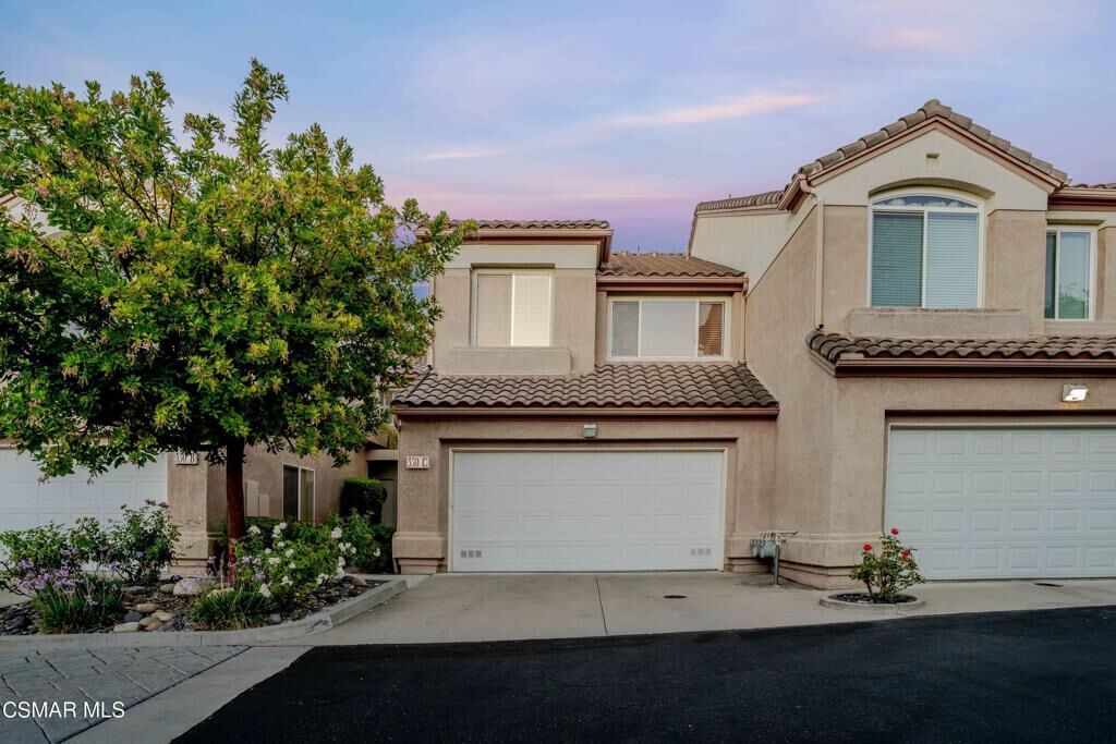 Property Photo:  530 Sonata Way C  CA 93065 