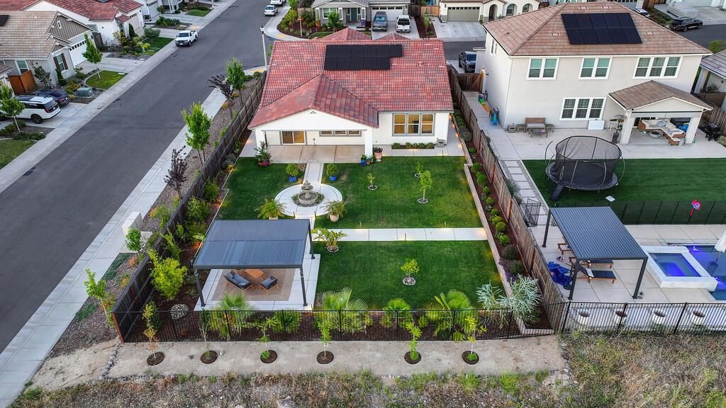 Property Photo:  200 Akashi Court  CA 95648 