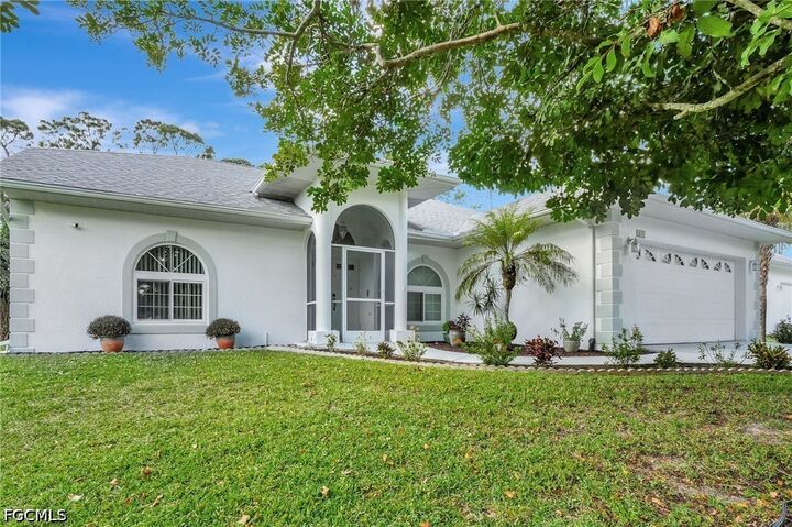 Property Photo: 809 Robert Avenue FL 33936