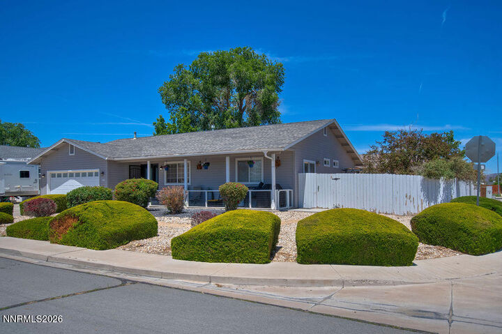 Property Photo: 186 Jennys Lane NV 89408