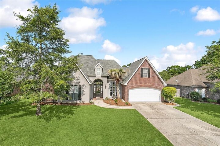 Property Photo: 864 Sweet Bay Drive LA 70448