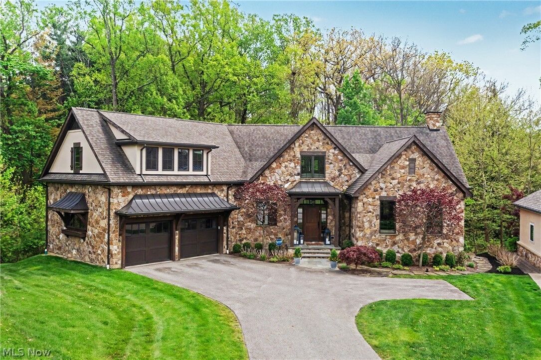 Property Photo: 90 Lancaster Court OH 44022