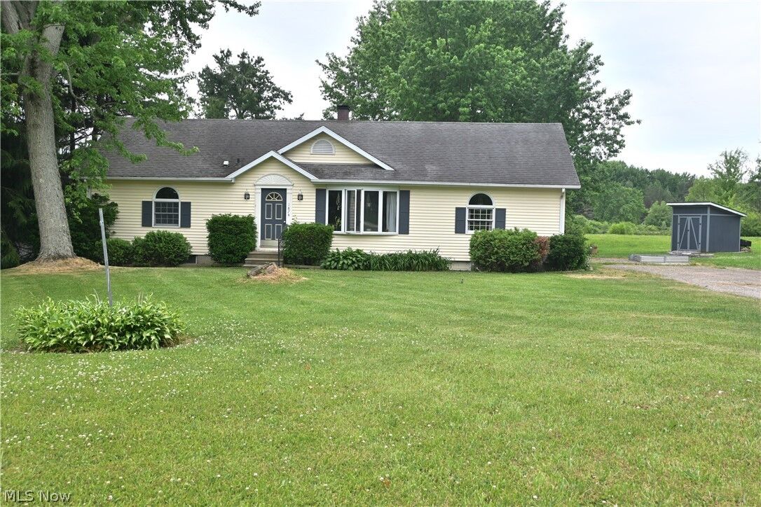 Property Photo: 1874 Plymouth Gageville Road OH 44004