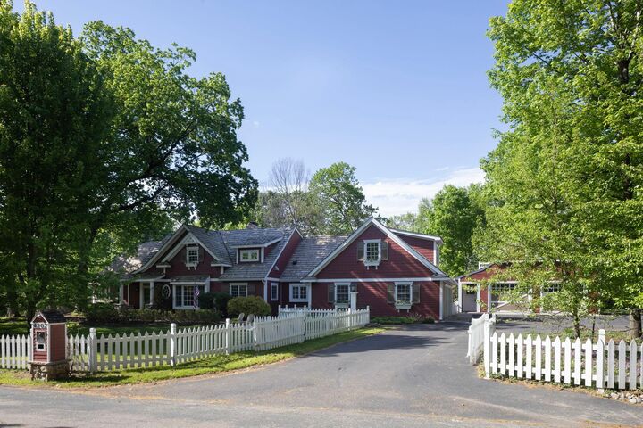 Property Photo: 4202 Heathcote Road MN 55391
