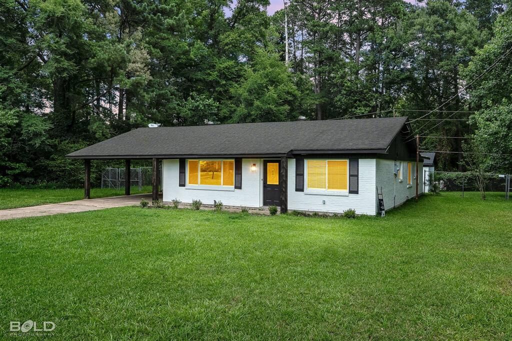 Property Photo: 2918 Bonnieview Road LA 71119