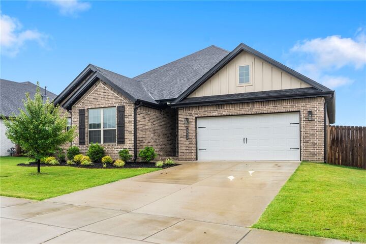 Property Photo:  5912 SW Gentle Winds Avenue  AR 72713 